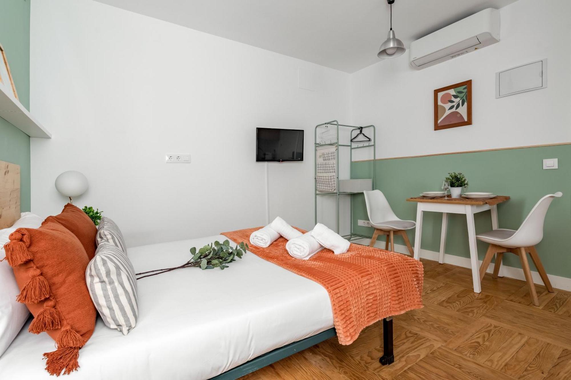Charming Sol Studios Мадрид Екстериор снимка